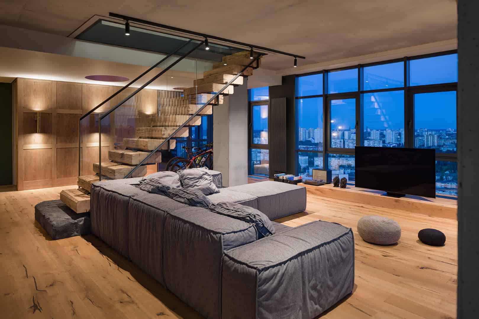 East West Apartment / Loft Buro / Ukraine East West Apartment / Loft Buro / Ukraine