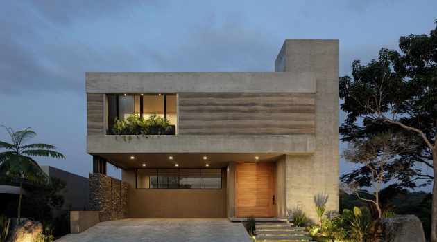 Nomah House by Di Frenna Arquitectos in Cuauhtemoc, Mexico