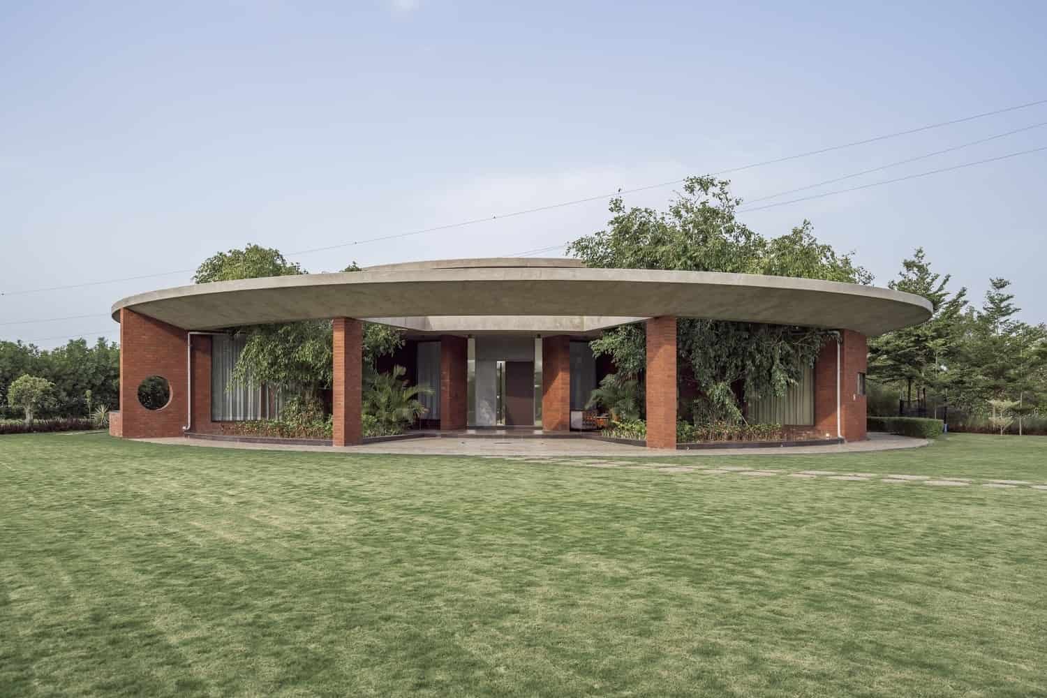 The Ring House / studio prAcademics / India The Ring House / studio prAcademics / India