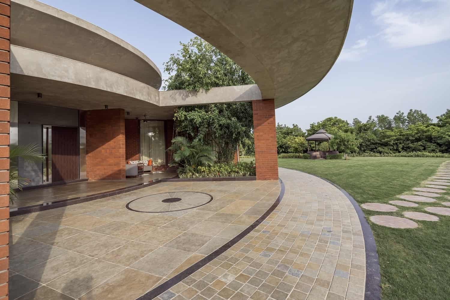 The Ring House / studio prAcademics / India The Ring House / studio prAcademics / India