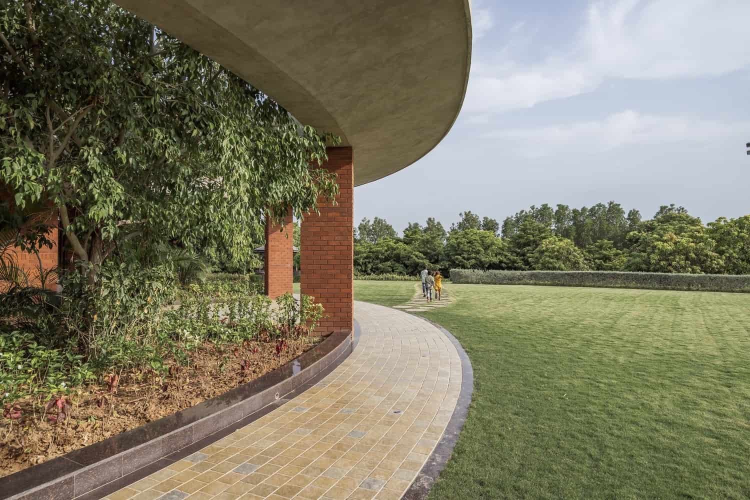 The Ring House / studio prAcademics / India The Ring House / studio prAcademics / India