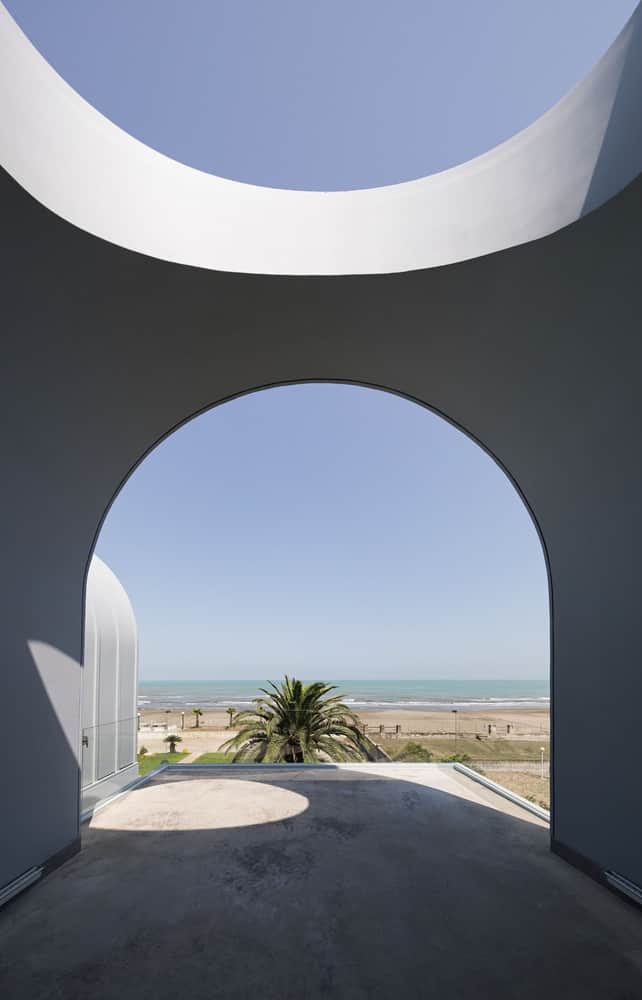 Vault on Vault Villa / KRDS / Nur, Iran Vault on Vault Villa / KRDS / Nur, Iran