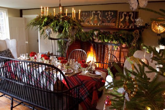 Step Inside the Wonderland of Christmas-Clad Country Retreats