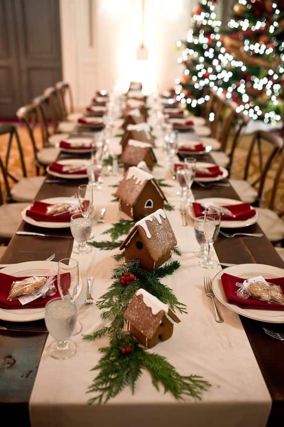 Whimsical Christmas Decorations to Adorn Your Dining Table Whimsical Christmas Decorations to Adorn Your Dining Table
