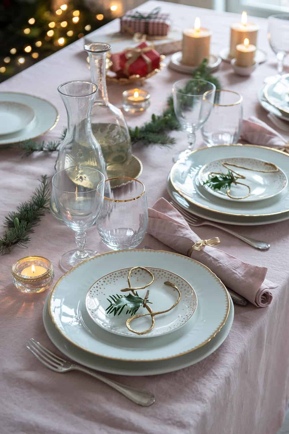 Papier-Mâché Place Cards Set the Tone for a Festive Feast