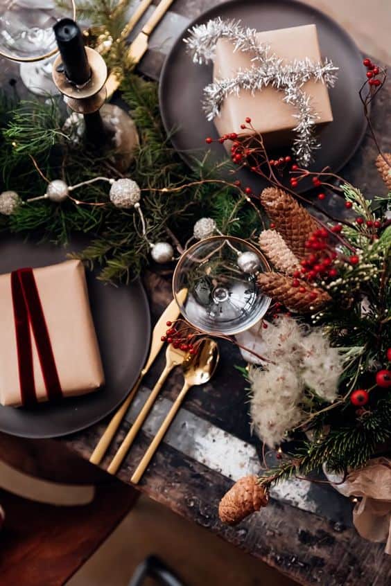 6 Whimsical Details for a Christmas Dinner to Remember 6 Whimsical Details for a Christmas Dinner to Remember