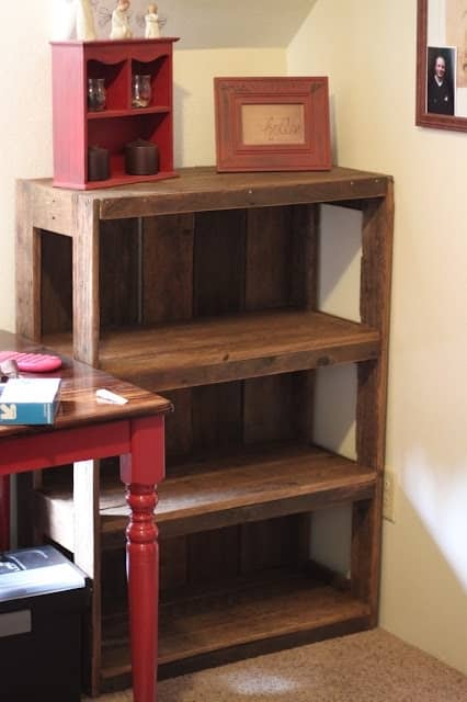 12. Simple Rustic Recycled Pallet DIY Bookshelf Design 12. Simple Rustic Recycled Pallet DIY Bookshelf Design