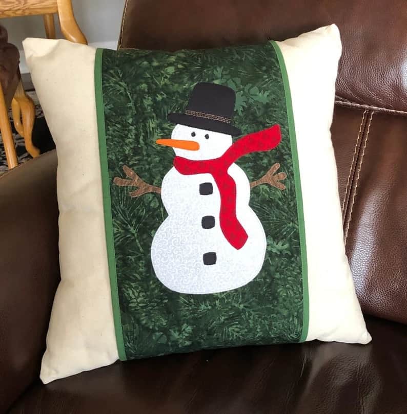 15 Snowman Pillow Designs to Melt Your Heart