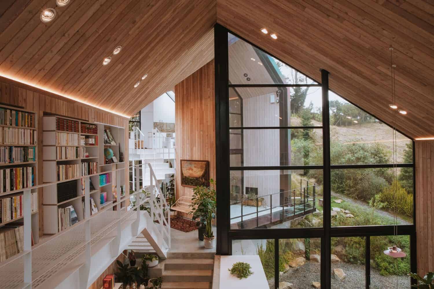 Kruppa House by Capa Arquitectura: A Modular Black Residence Interwoven with Light and Gardens Kruppa House by Capa Arquitectura: A Modular Black Residence Interwoven with Light and Gardens