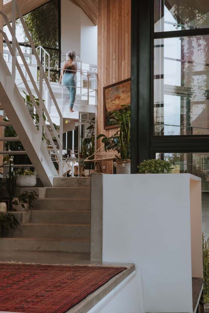 Kruppa House by Capa Arquitectura: A Modular Black Residence Interwoven with Light and Gardens Kruppa House by Capa Arquitectura: A Modular Black Residence Interwoven with Light and Gardens