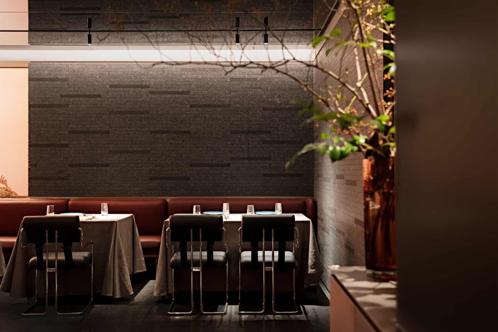 Wanwei Roast Duck Wangfujing Branch by IN.X Space Design: A Fusion of Tradition and Contemporary Dining in Beijing Wanwei Roast Duck Wangfujing Branch by IN.X Space Design: A Fusion of Tradition and Contemporary Dining in Beijing