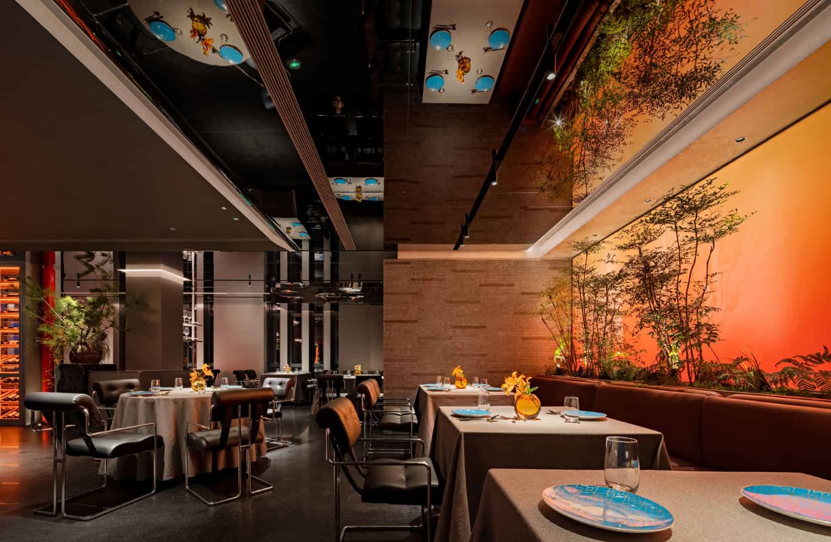 Wanwei Roast Duck Wangfujing Branch by IN.X Space Design: A Fusion of Tradition and Contemporary Dining in Beijing Wanwei Roast Duck Wangfujing Branch by IN.X Space Design: A Fusion of Tradition and Contemporary Dining in Beijing