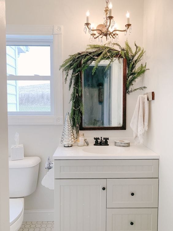 Small Bathroom Decor Ideas for a Warm Winter Retreat Small Bathroom Decor Ideas for a Warm Winter Retreat