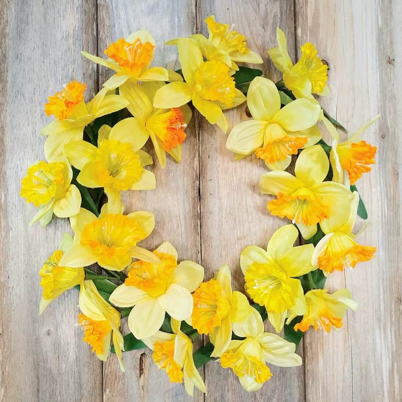 10. Daffodil Hoop Wreath for Spring 10. Daffodil Hoop Wreath for Spring