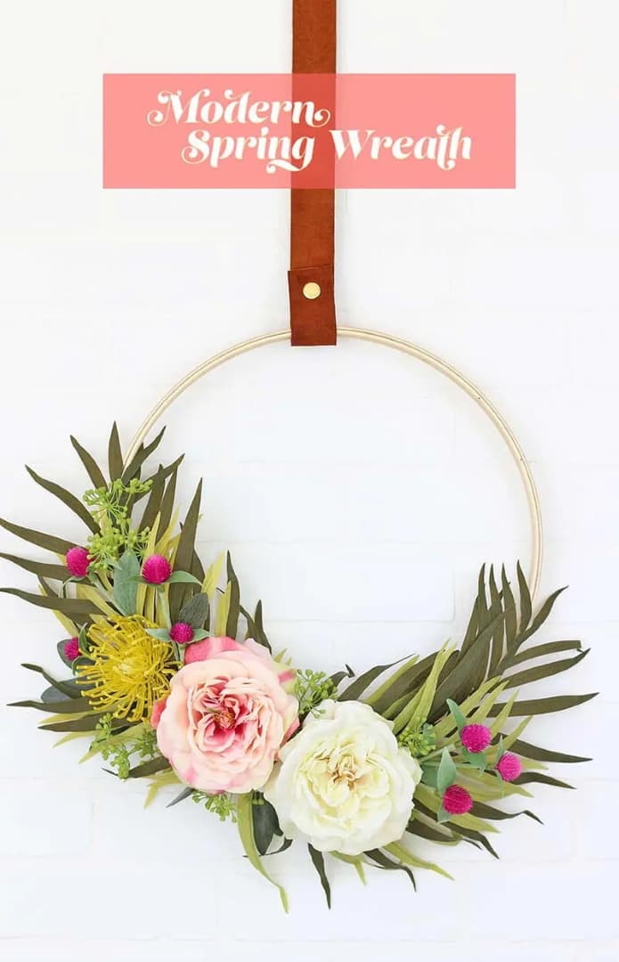 6. DIY Modern Floral Valentine’s Wreath 6. DIY Modern Floral Valentine’s Wreath