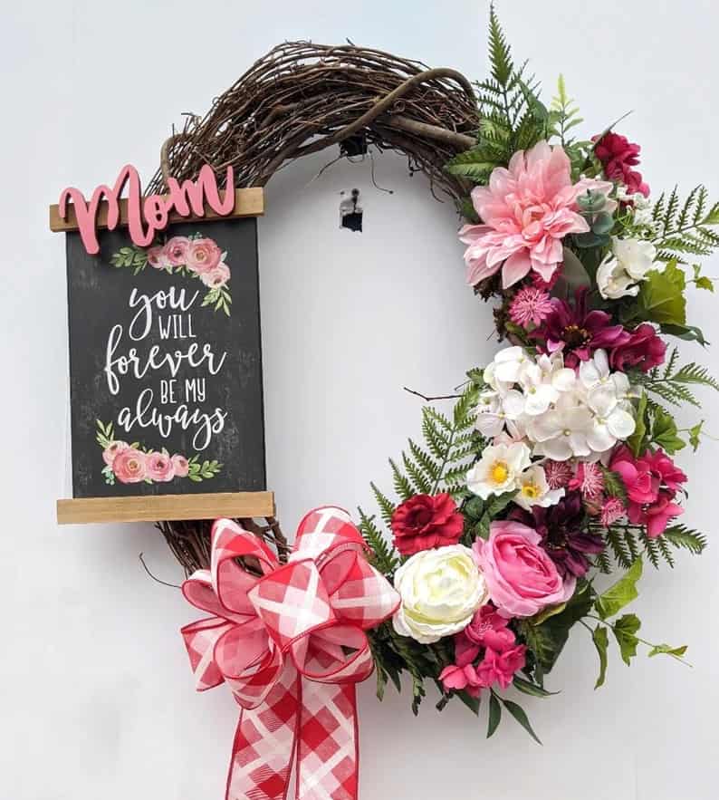 12. Grapevine Wreath 12. Grapevine Wreath