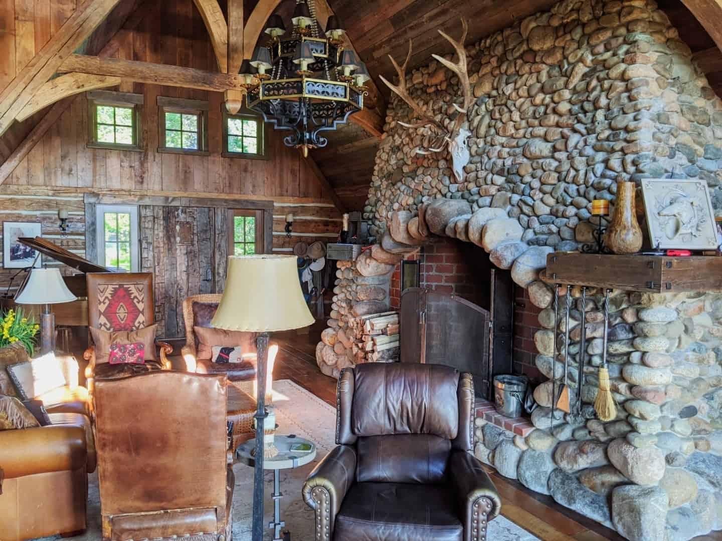 11. Rustic Living Room, Minneapolis 11. Rustic Living Room, Minneapolis