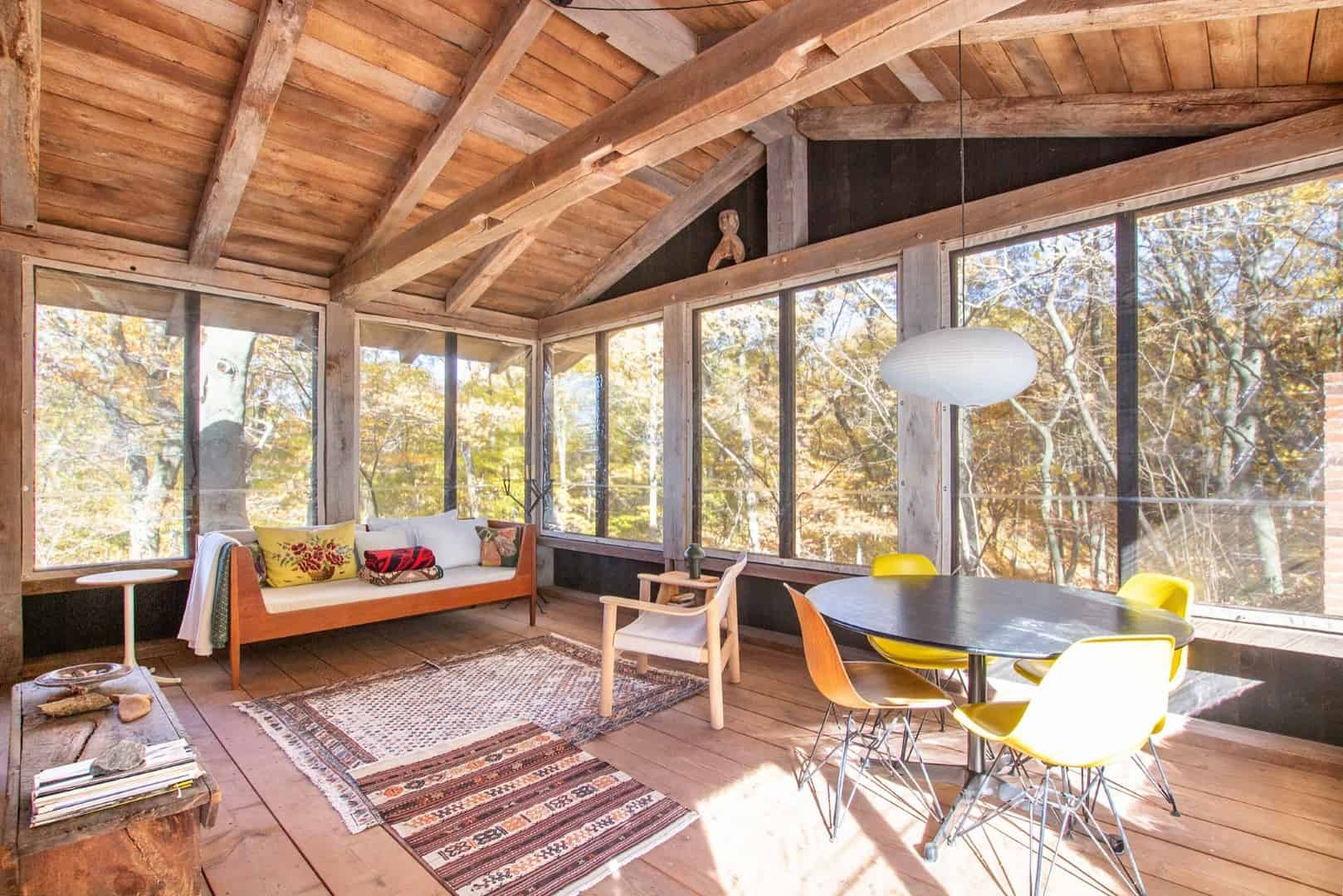 15 Rustic Sunroom Designs Transforming Indoor Spaces with Natural Light ...