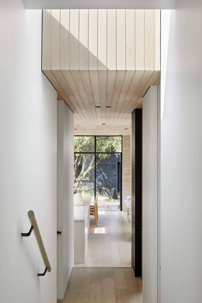 Clifton Hill Courtyard House | Studio mkn + Eliza Blair Architecture | Clifton Hill, Australia