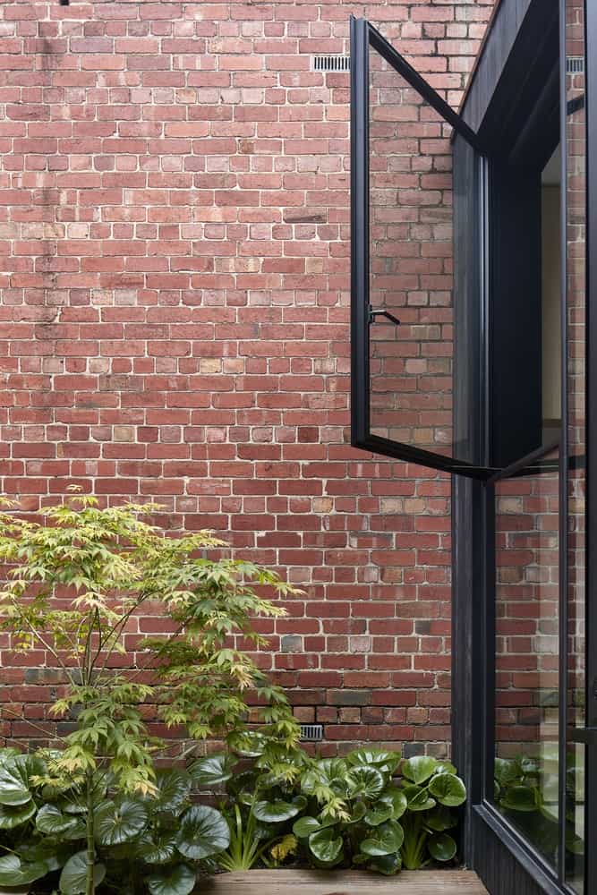 Clifton Hill Courtyard House | Studio mkn + Eliza Blair Architecture | Clifton Hill, Australia