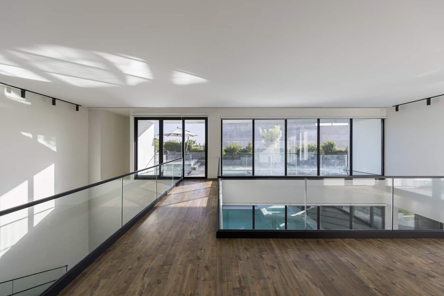 Hannah Villa by Eade Va Ejra: Overlapping Cubes Create a Private Oasis in Hashtgerd Hannah Villa by Eade Va Ejra: Overlapping Cubes Create a Private Oasis in Hashtgerd