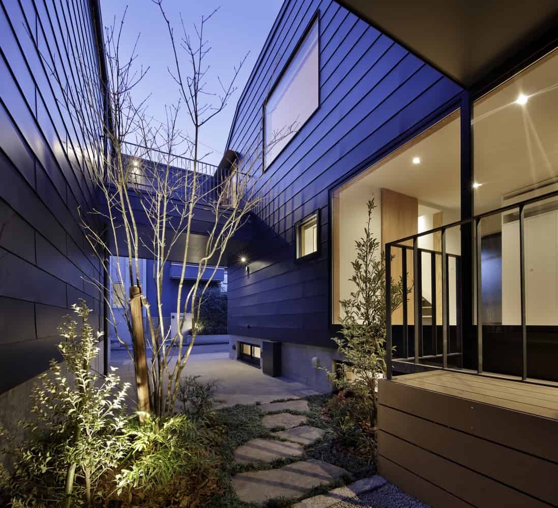 Inokashira Connected Residence by Moriyoshi Naotake Atelier in Mitaka, Japan