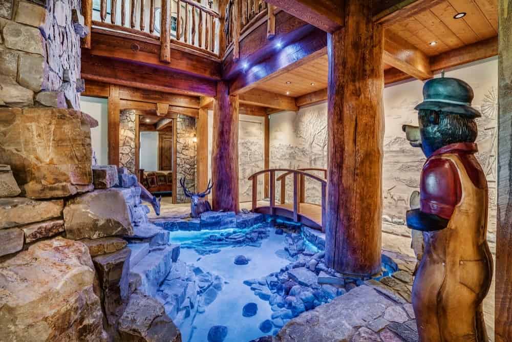 15. Rustic Home, Calgary 15. Rustic Home, Calgary