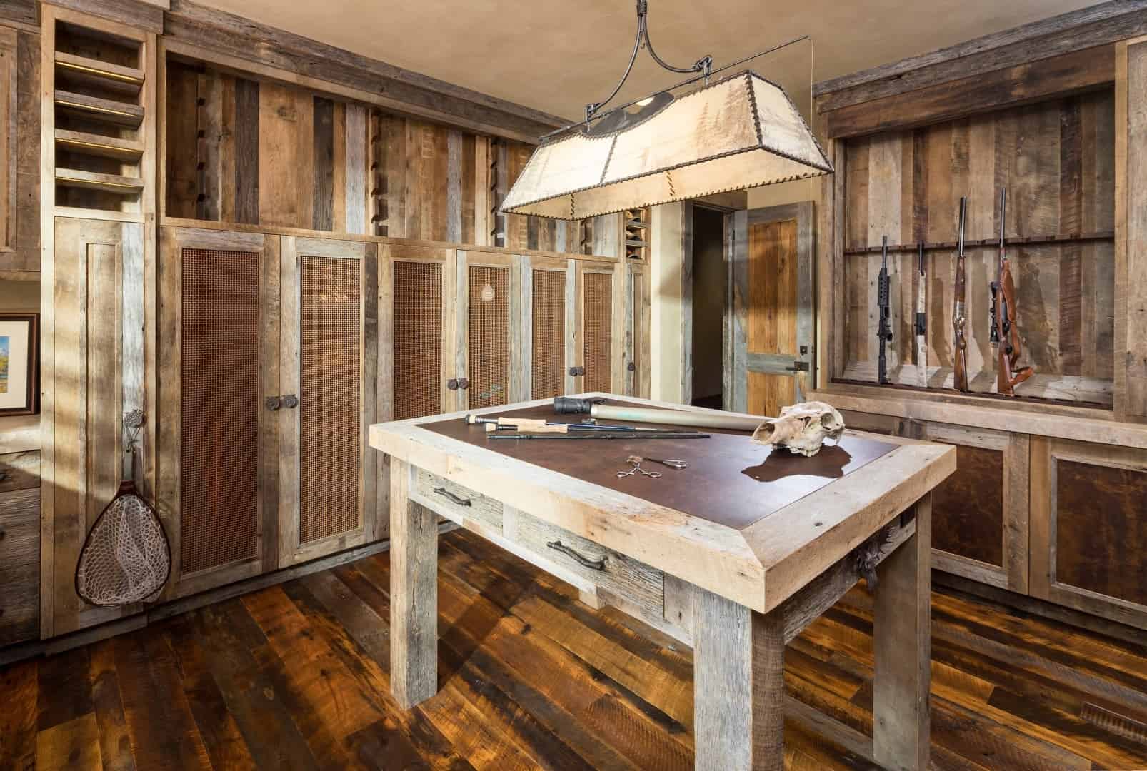 9. Rustic Wardrobe, Salt Lake City 9. Rustic Wardrobe, Salt Lake City