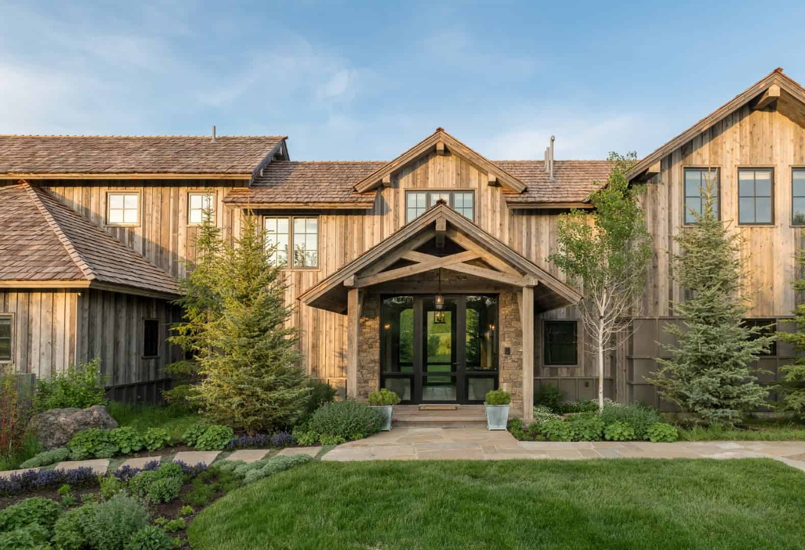 15 Rustic Entrance Designs That Create a Warm and Inviting First Impression 15 Rustic Entrance Designs That Create a Warm and Inviting First Impression