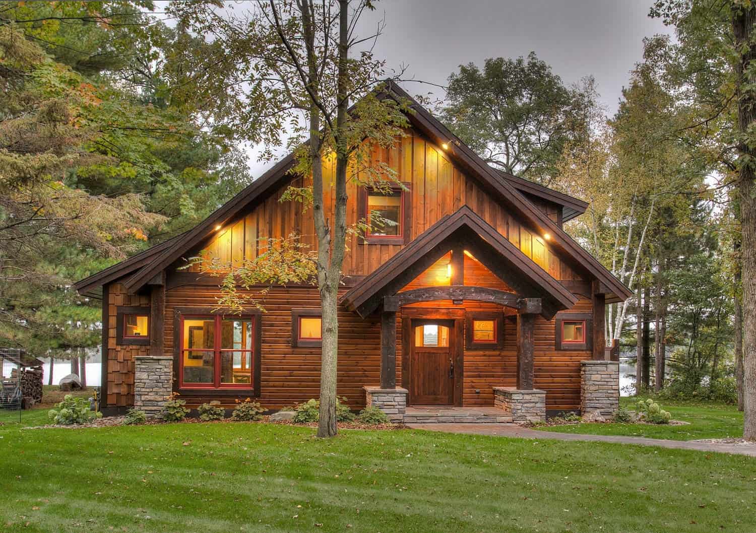 15 Rustic Entrance Designs That Create a Warm and Inviting First Impression 15 Rustic Entrance Designs That Create a Warm and Inviting First Impression
