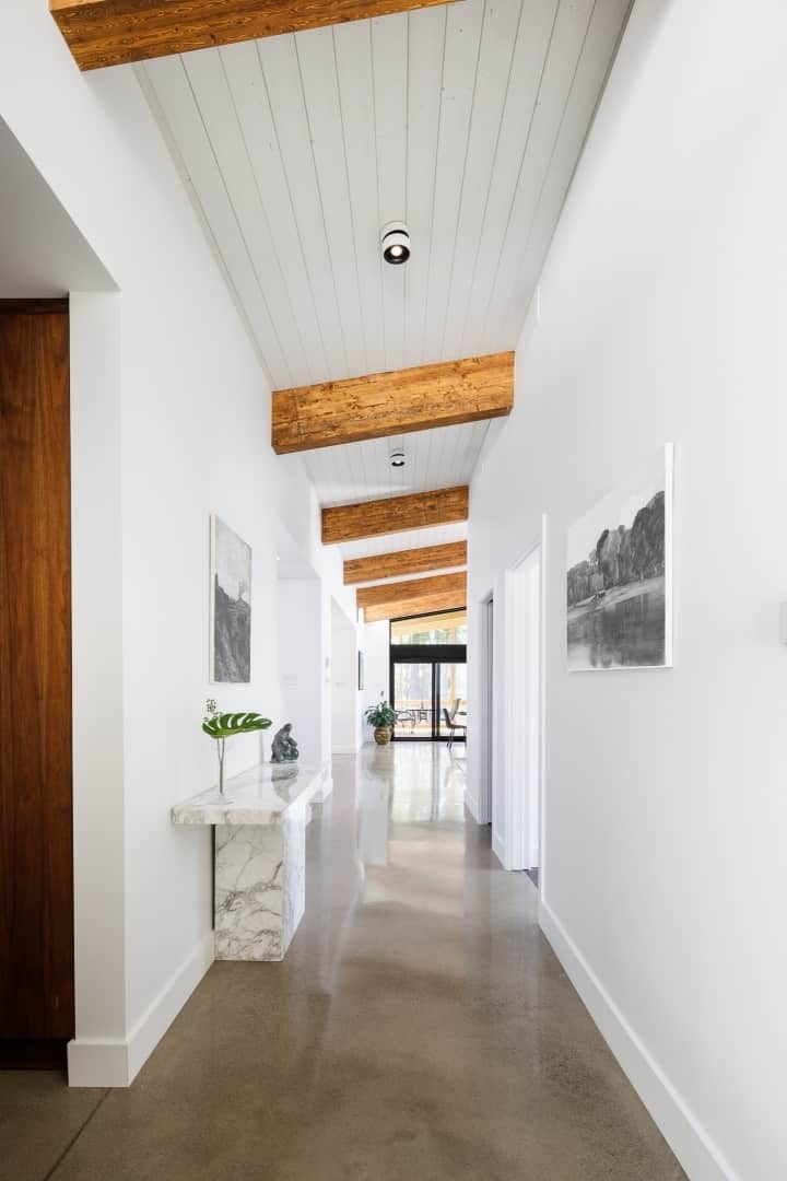 9. Rustic Hall, Montreal 9. Rustic Hall, Montreal