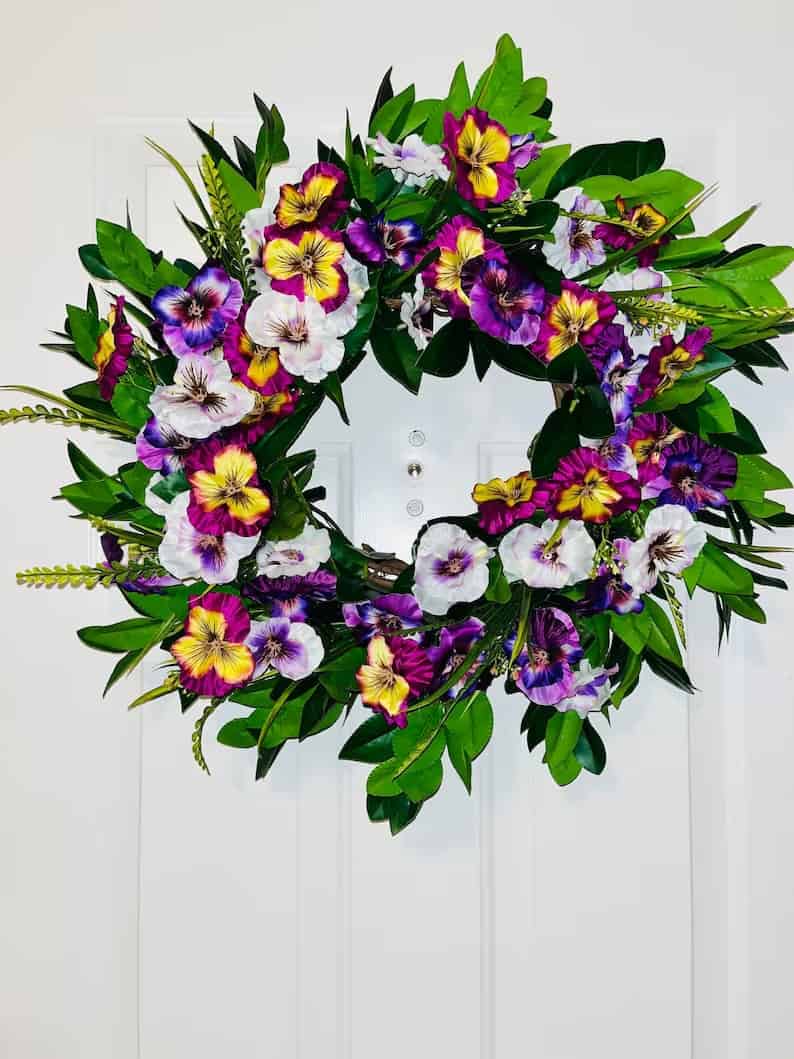 9. Pansy wreath 9. Pansy wreath