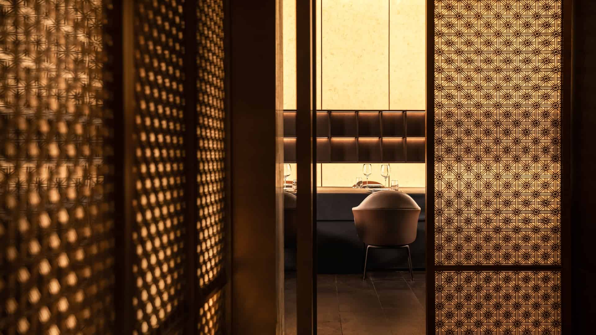 Qu Yuan Plus Restaurant / LDH Design / China Qu Yuan Plus Restaurant / LDH Design / China