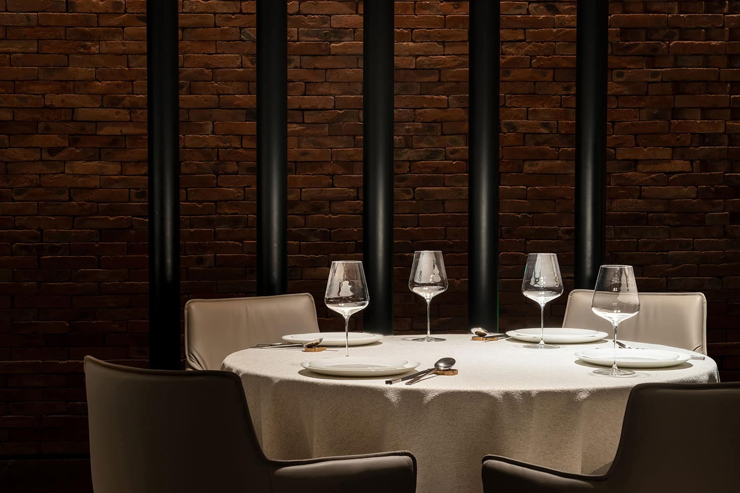 Siji Minfu Essence Store by IN.X: A Cultural Dining Retreat in Beijing’s Financial Street Siji Minfu Essence Store by IN.X: A Cultural Dining Retreat in Beijing’s Financial Street