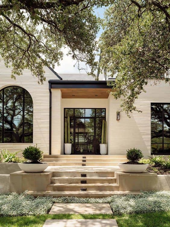 Creating a welcoming entrance with front house landscape design ideas