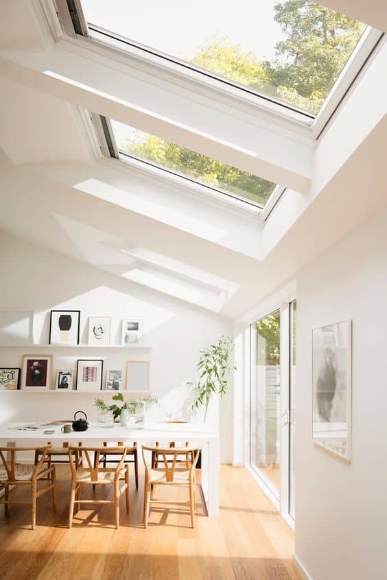 Inside a Stunning Light-Filled Apartment Inside a Stunning Light-Filled Apartment