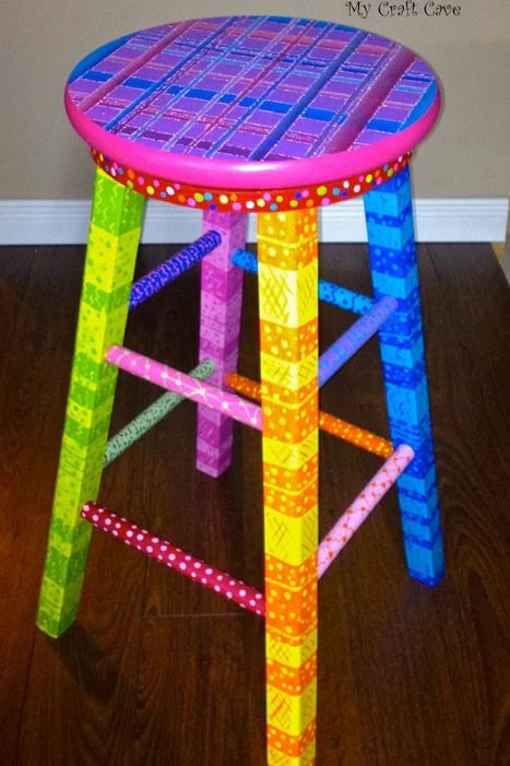 4. DIY Swivel Barstool 4. DIY Swivel Barstool