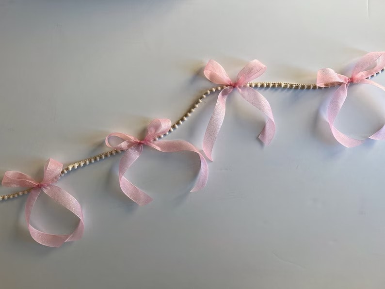 2. Bow Garland 2. Bow Garland