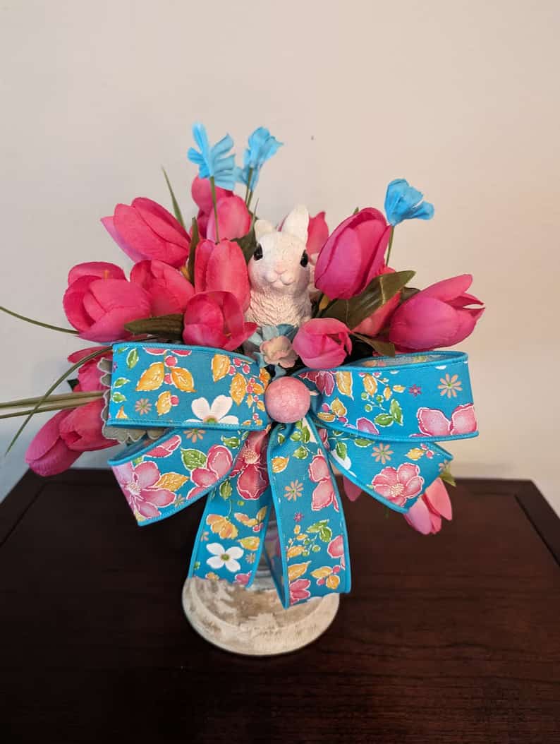 15. Coquette style centerpiece 15. Coquette style centerpiece