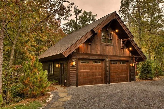 15 Rustic Garage Designs for That Country Charm