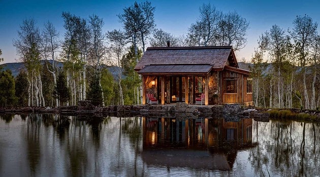 15 Timeless Rustic Shed Designs With Unmatched Outdoor Versatility