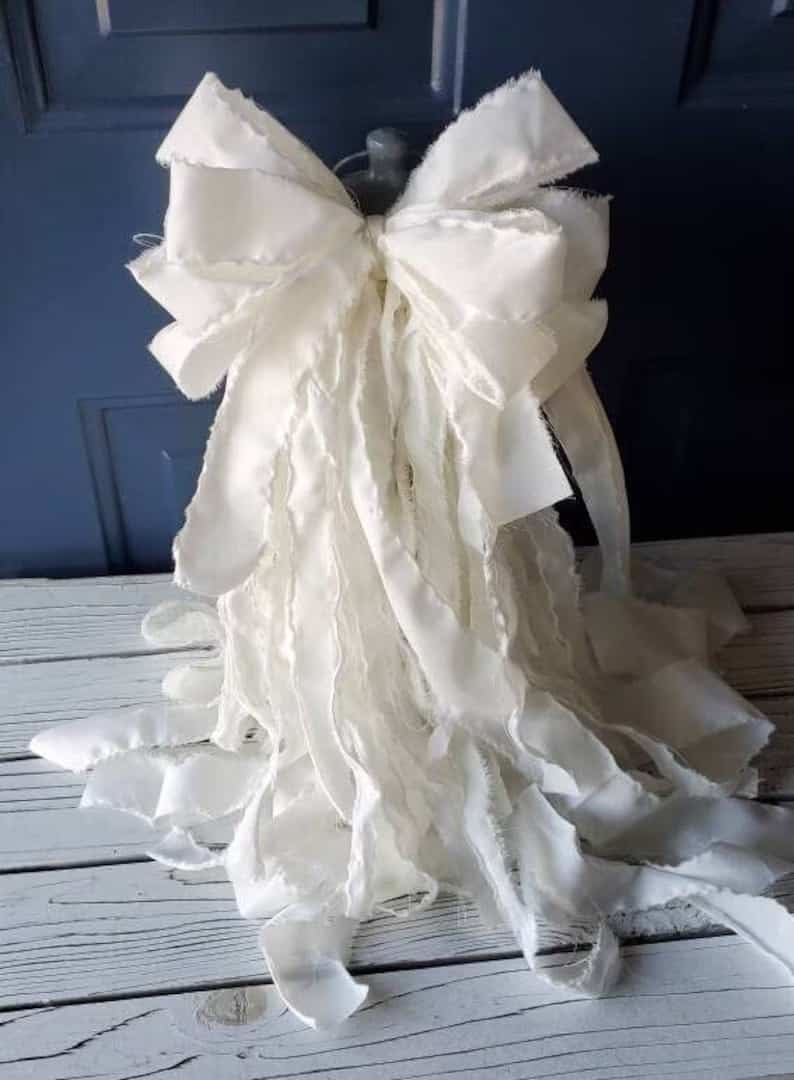 14. White Cream Coquette Wreath 14. White Cream Coquette Wreath