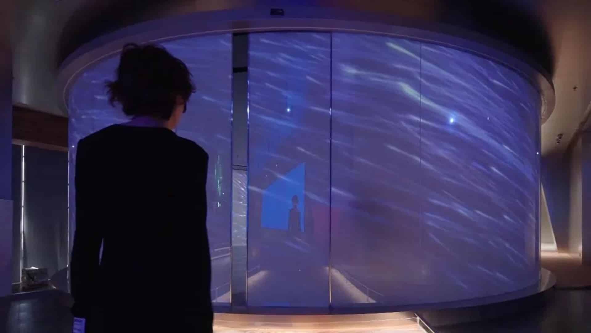 Future Gallery High-gloss, mirrored gallery presenting forward-looking technologies and concepts.