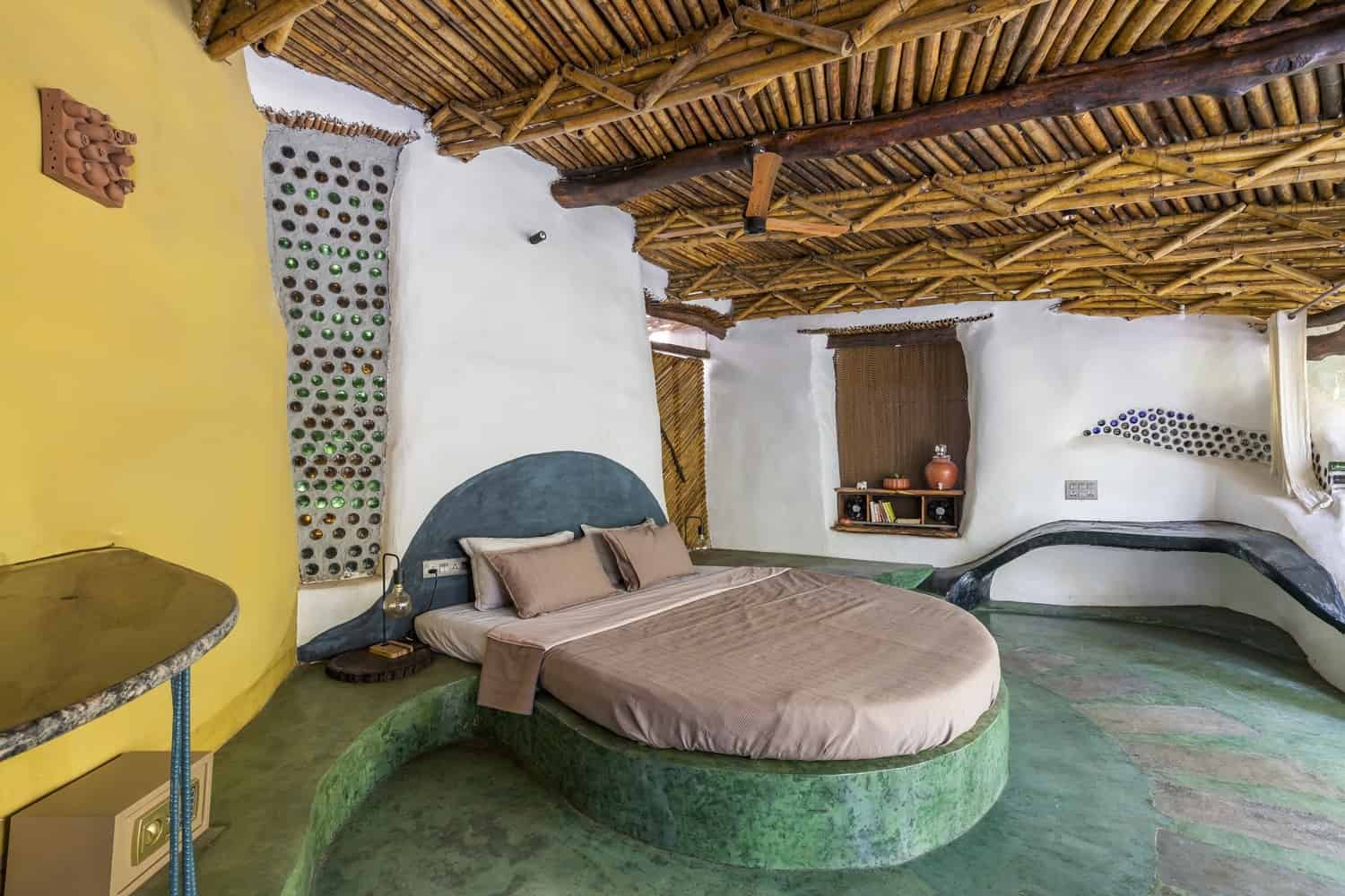 Earthen Curves & Shadow Sunlit curve of an earthen corridor with soft shadow gradients along the wall.