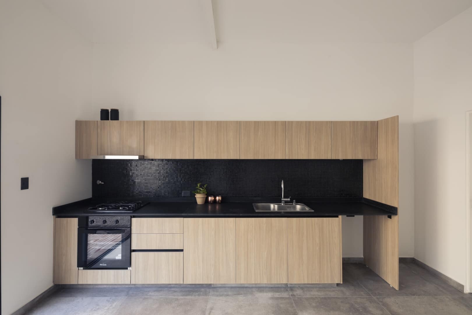 PH Helguera by OADD Arquitectos: A Bright Transformation of a Historic PH in Buenos Aires PH Helguera by OADD Arquitectos: A Bright Transformation of a Historic PH in Buenos Aires