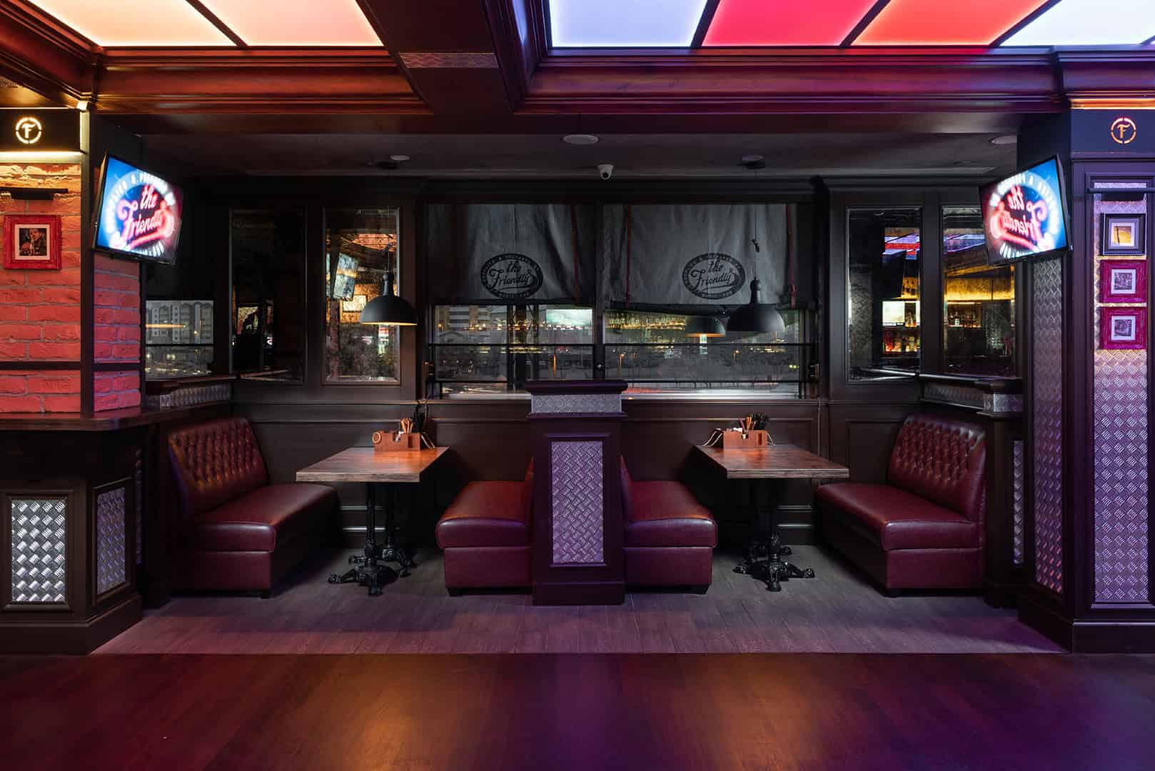 The Friendly’s Music Pub by Kvadrat Architects: An Immersive Tribute to Music, History, and Design The Friendly’s Music Pub by Kvadrat Architects: An Immersive Tribute to Music, History, and Design