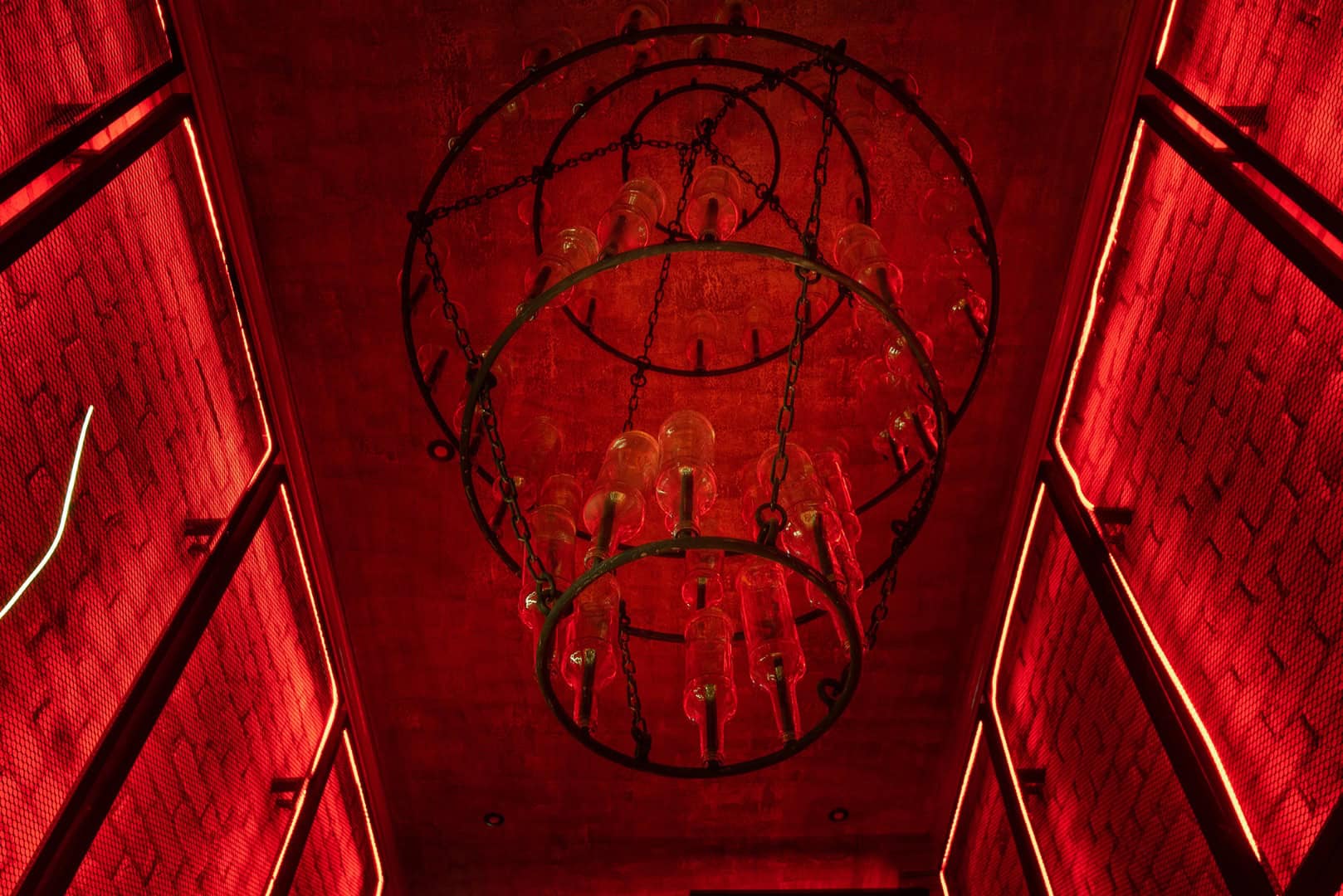 The Friendly’s Music Pub by Kvadrat Architects: An Immersive Tribute to Music, History, and Design The Friendly’s Music Pub by Kvadrat Architects: An Immersive Tribute to Music, History, and Design