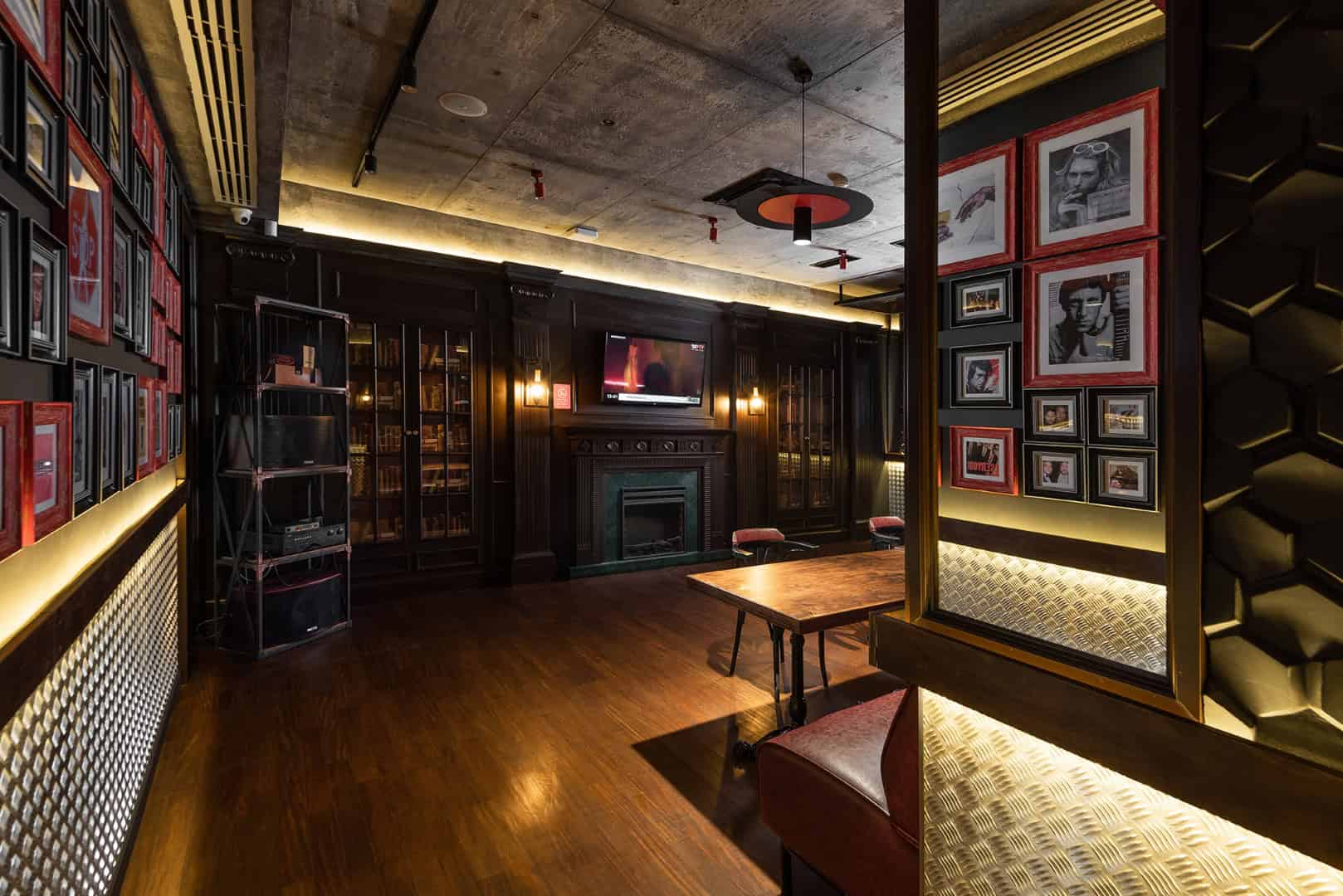 The Friendly’s Music Pub by Kvadrat Architects: An Immersive Tribute to Music, History, and Design The Friendly’s Music Pub by Kvadrat Architects: An Immersive Tribute to Music, History, and Design