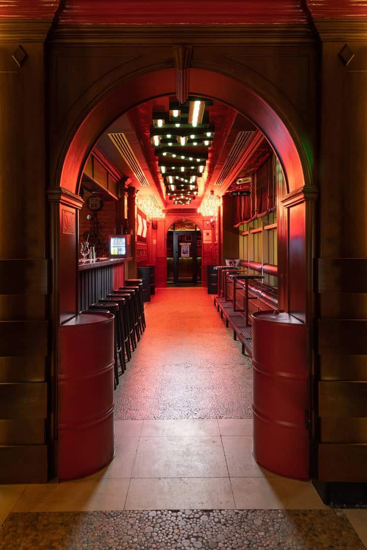 The Friendly’s Music Pub by Kvadrat Architects: An Immersive Tribute to Music, History, and Design The Friendly’s Music Pub by Kvadrat Architects: An Immersive Tribute to Music, History, and Design