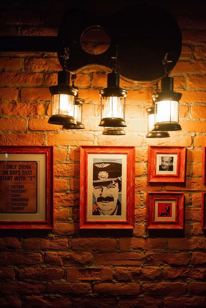 The Friendly’s Music Pub by Kvadrat Architects: An Immersive Tribute to Music, History, and Design The Friendly’s Music Pub by Kvadrat Architects: An Immersive Tribute to Music, History, and Design